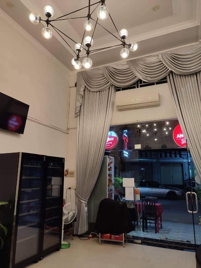 Le Barang Steakhouse & Guesthouse Sihanoukville Eksteriør bilde