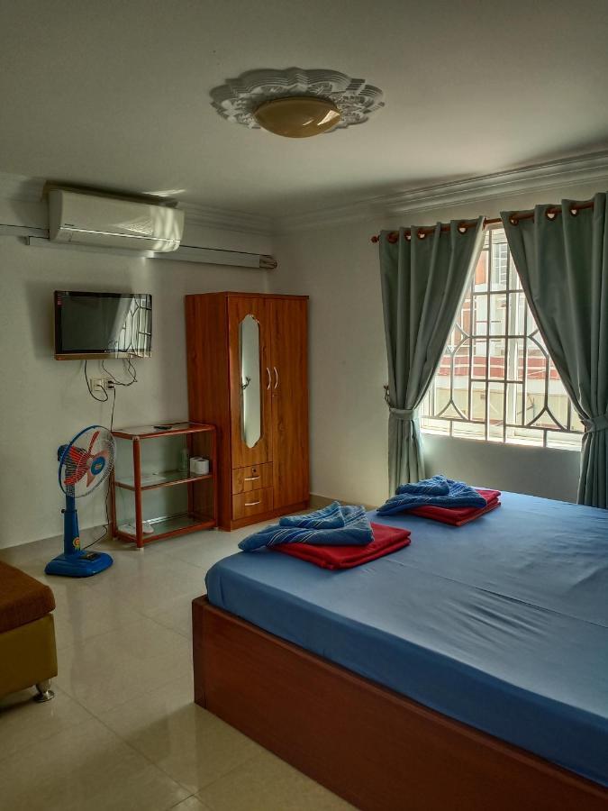 Le Barang Steakhouse & Guesthouse Sihanoukville Eksteriør bilde